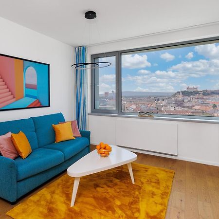 Sky Park 1 - Luxurious #Instaworthy Apartment In Downtown City Center With Included Parking, Best Address In Town Братислава Екстериор снимка