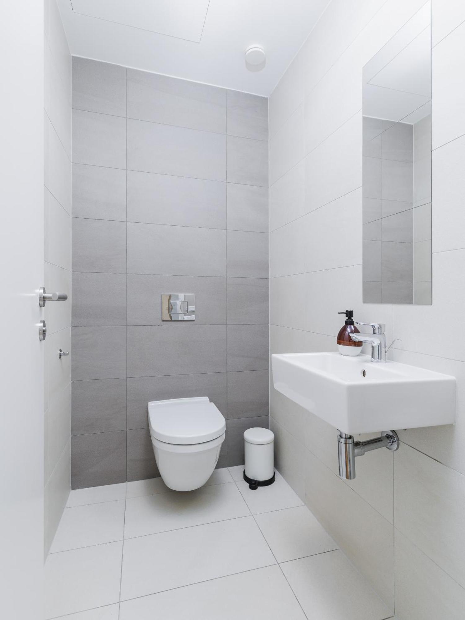 Sky Park 1 - Luxurious #Instaworthy Apartment In Downtown City Center With Included Parking, Best Address In Town Братислава Екстериор снимка