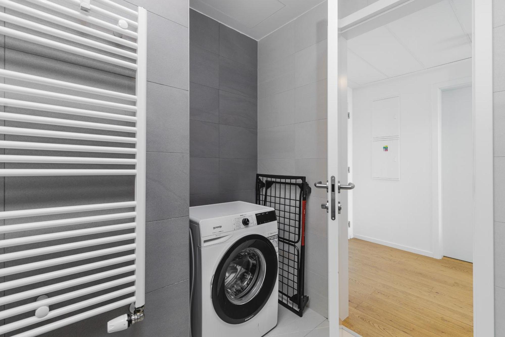 Sky Park 1 - Luxurious #Instaworthy Apartment In Downtown City Center With Included Parking, Best Address In Town Братислава Екстериор снимка