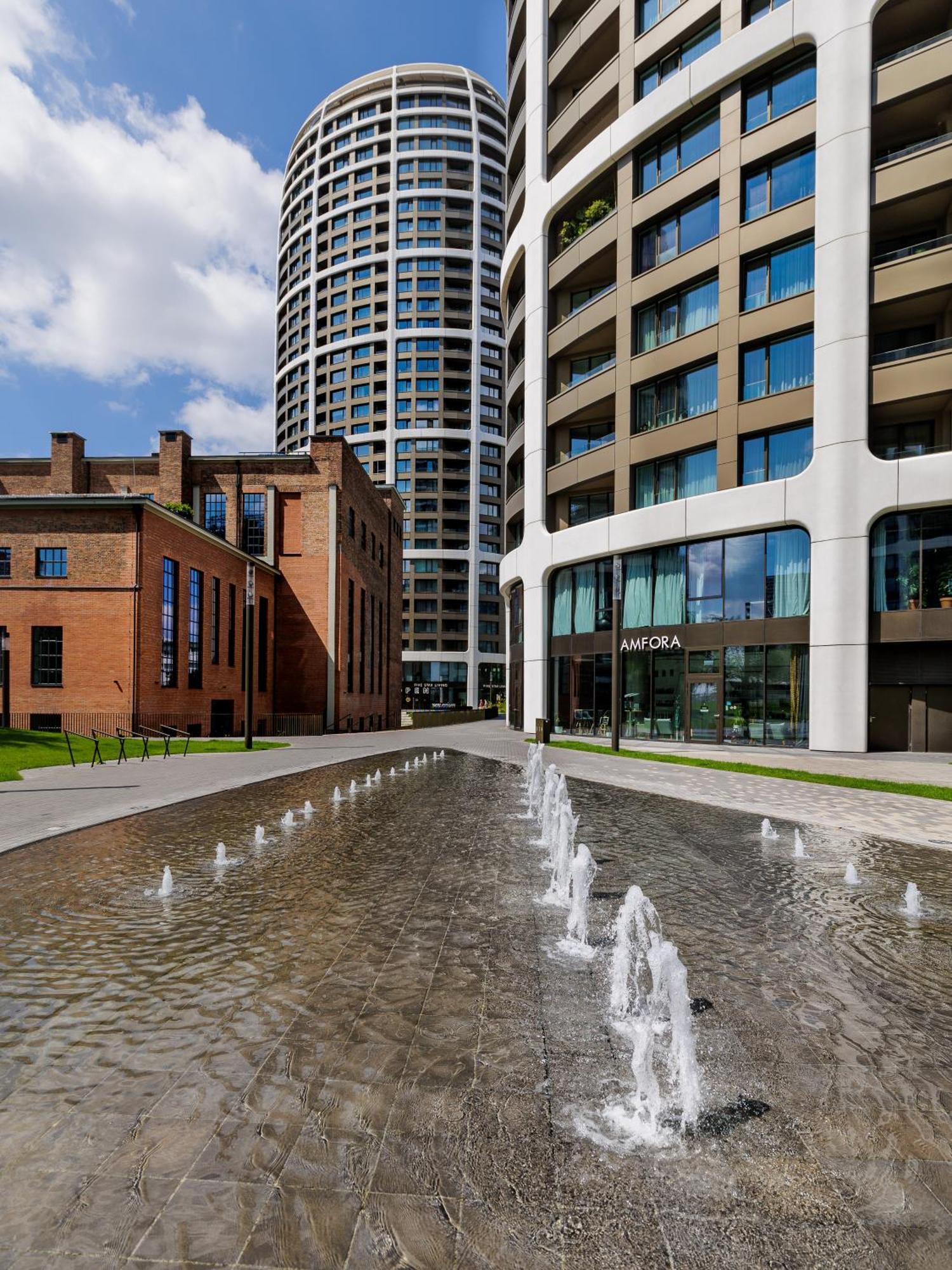 Sky Park 1 - Luxurious #Instaworthy Apartment In Downtown City Center With Included Parking, Best Address In Town Братислава Екстериор снимка